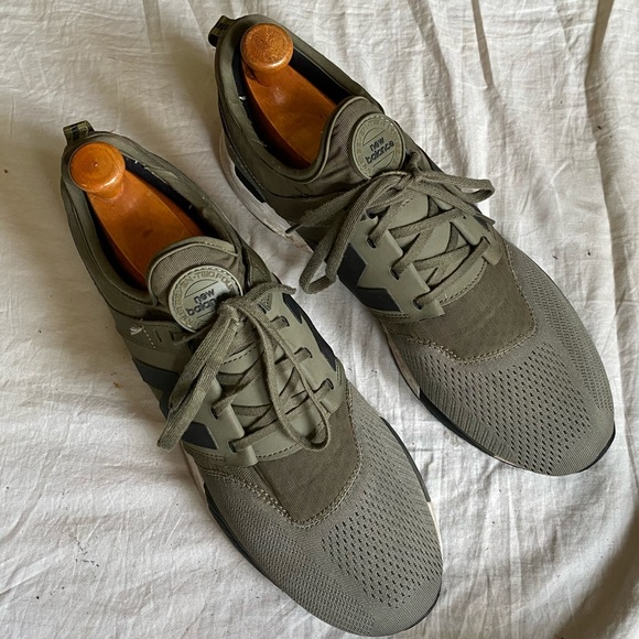 new balance twenty four seven